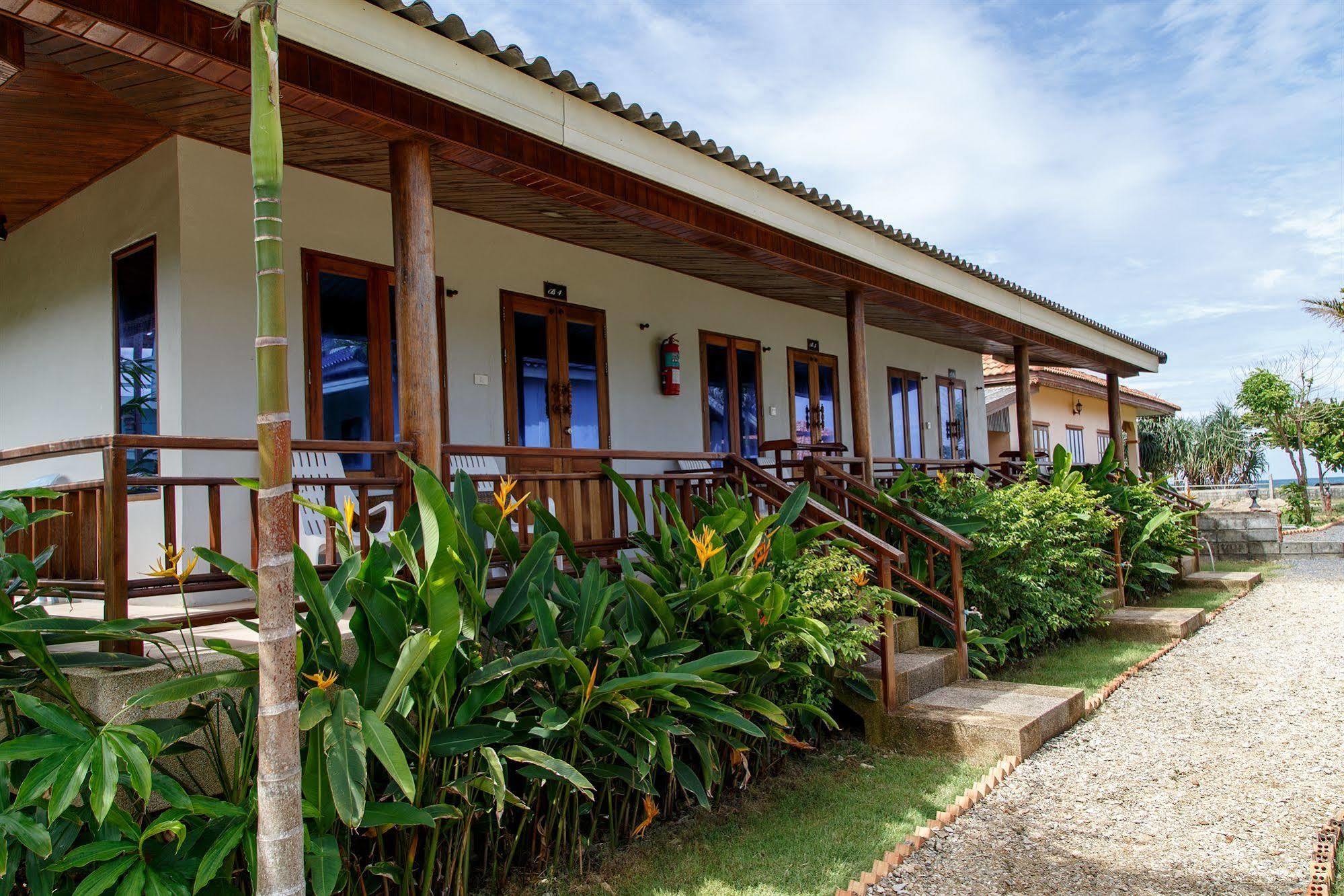 Baan Rabieng Resort Koh Lanta Exterior photo