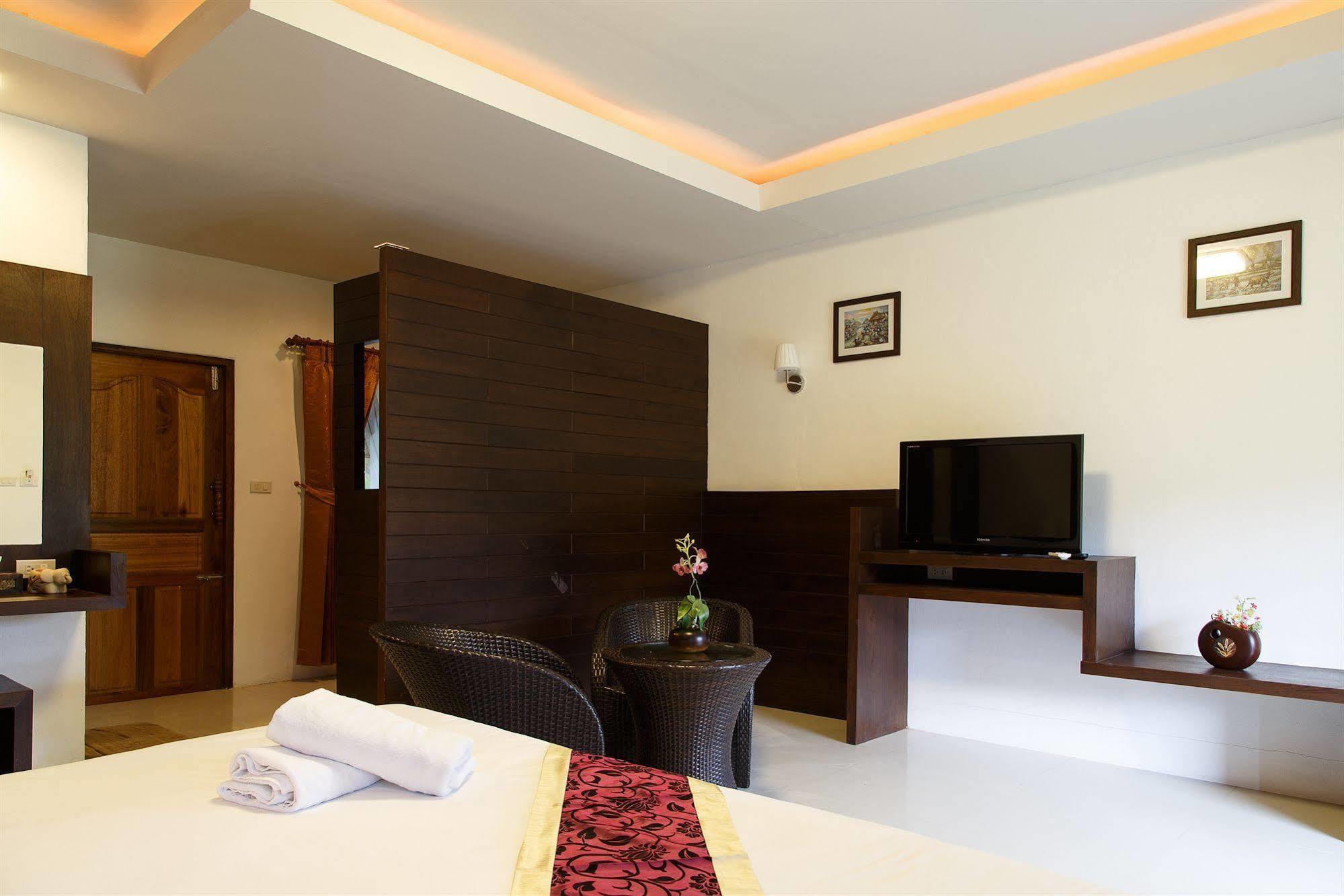 Baan Rabieng Resort Koh Lanta Exterior photo