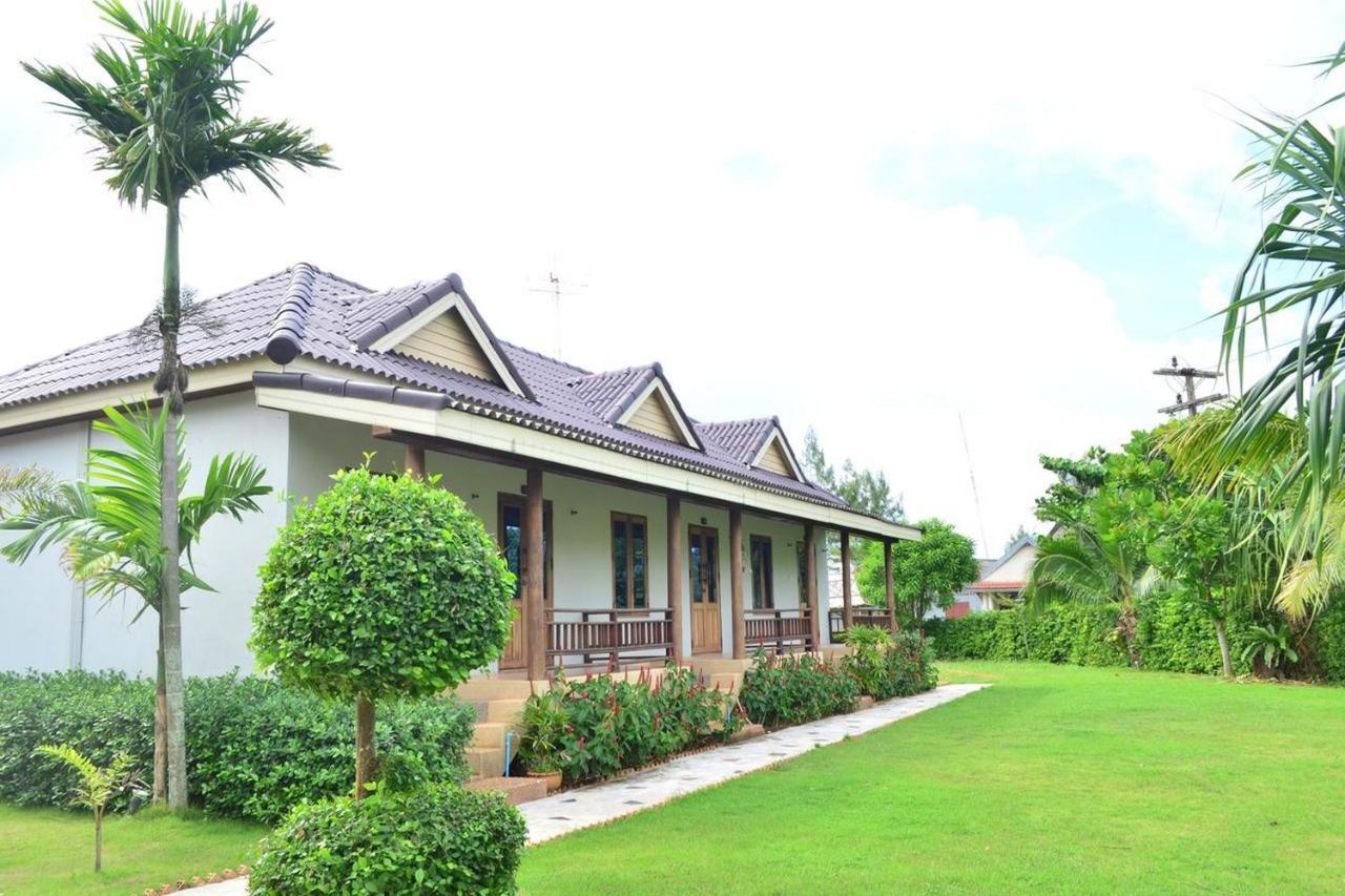 Baan Rabieng Resort Koh Lanta Exterior photo
